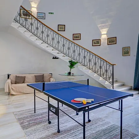 Stunning W Private Pool Tt Table Sleeps 14 *