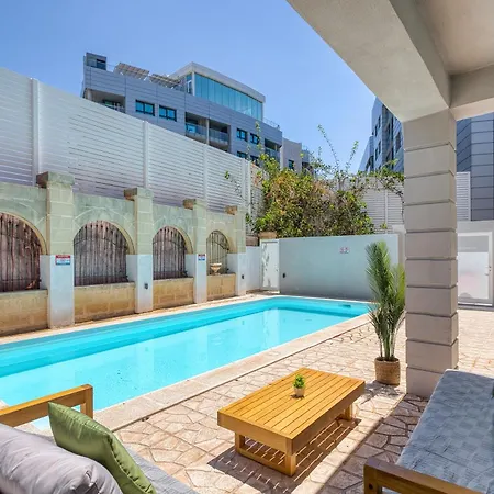 Stunning W Private Pool Tt Table Sleeps 14 Villa