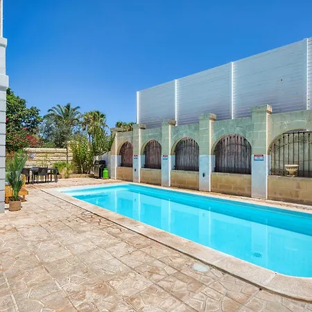 Villa Stunning W Private Pool Tt Table Sleeps 14 *
