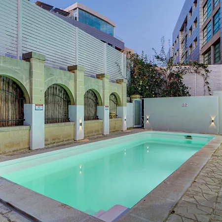 Villa Stunning W Private Pool Tt Table Sleeps 14 *