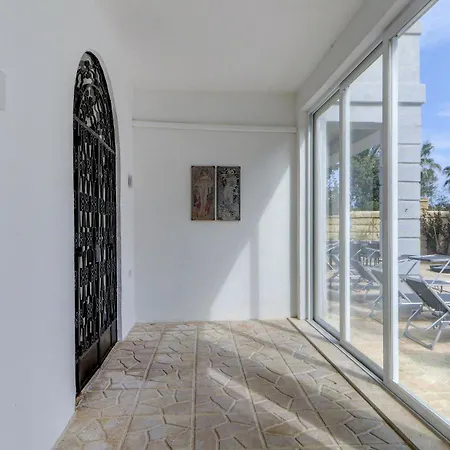 Villa Stunning W Private Pool Tt Table Sleeps 14